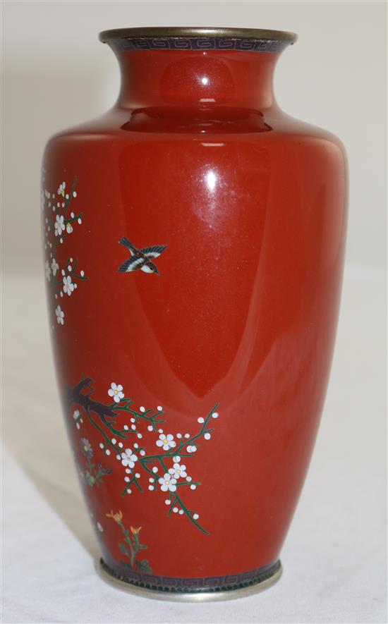 A Japanese silver wire cloisonné enamel vase, early 20th century, 15cm